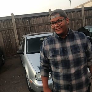 Meet your Posher, Eric